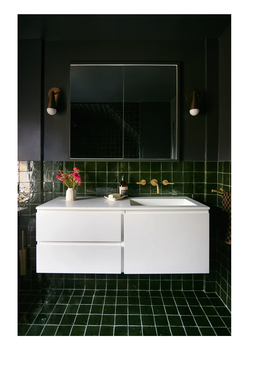 Karma I wall sconce in elegant, modern bathroom