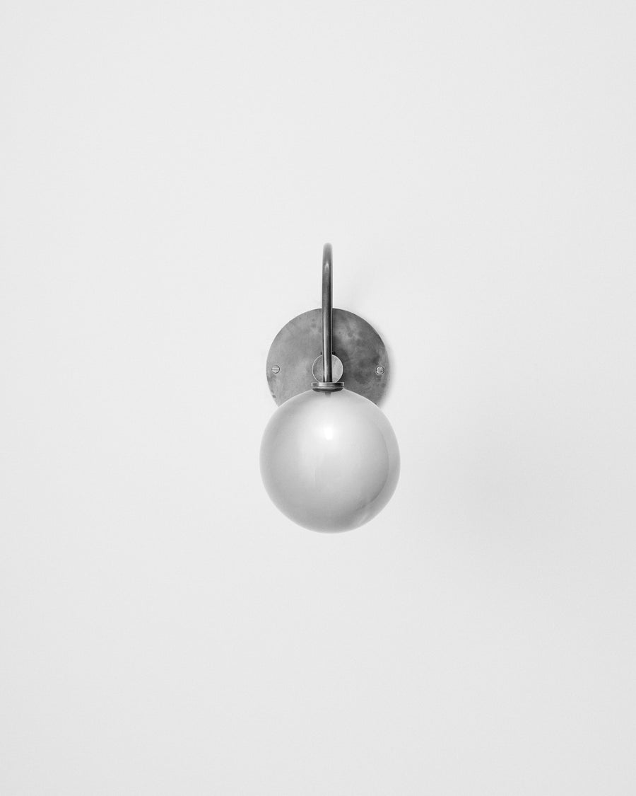 Arch Sconce, black and white