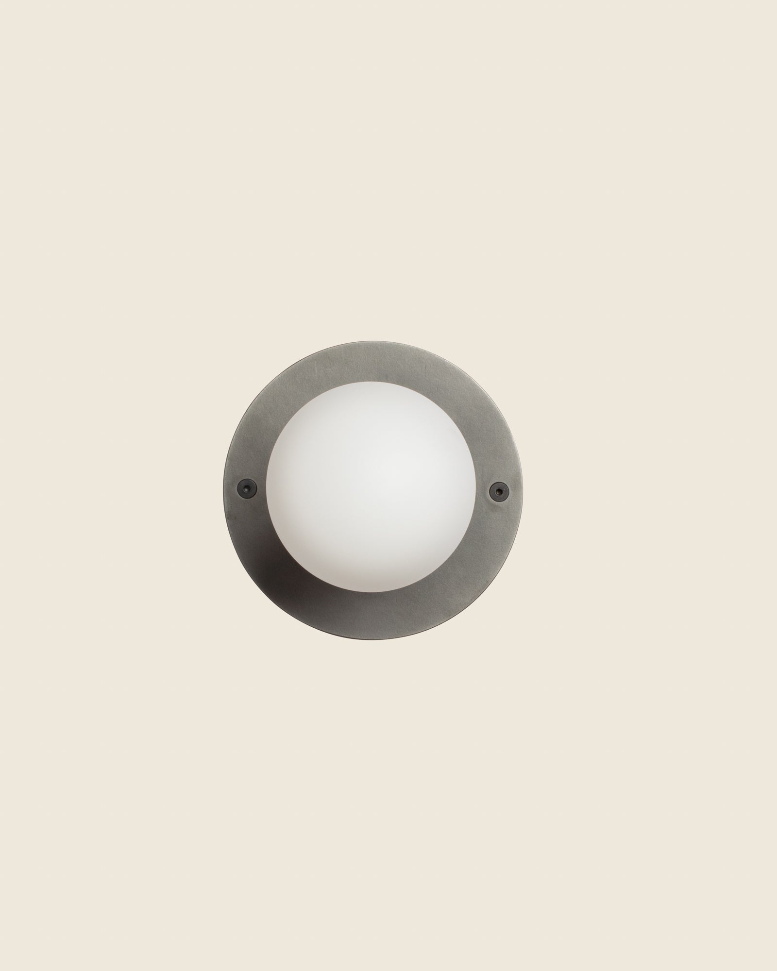 Baton 1 Surface Mount light fixture