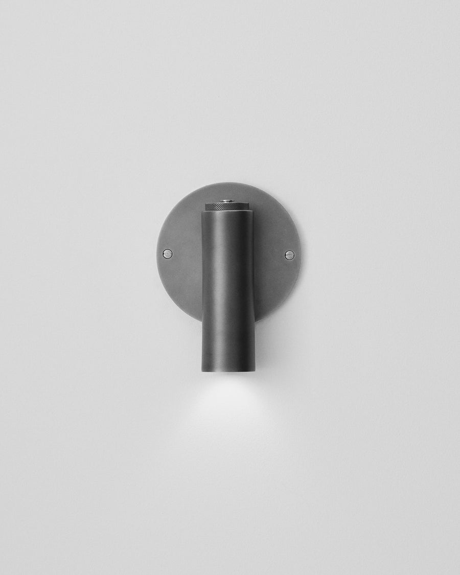Baton Downlight, black and white