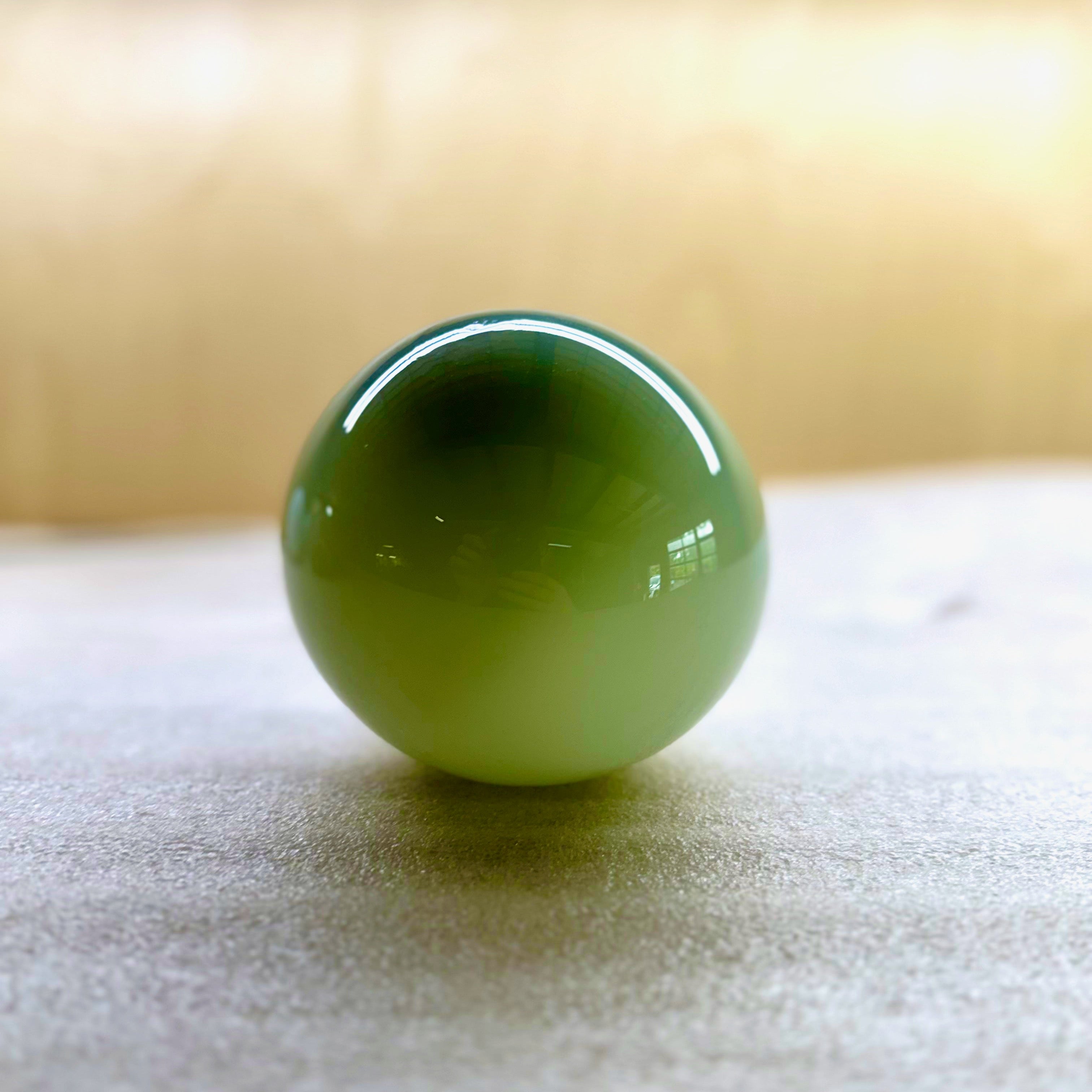 Green Fade O-105 Blown Glass Sample