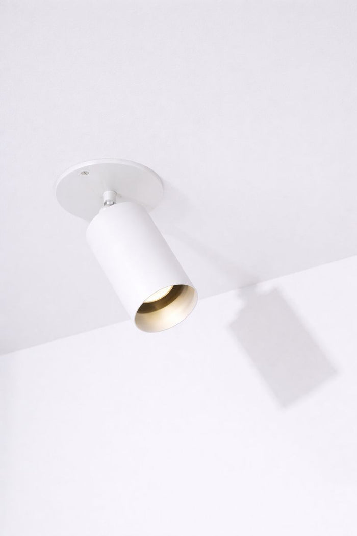 Baton Spotlight in Satin White